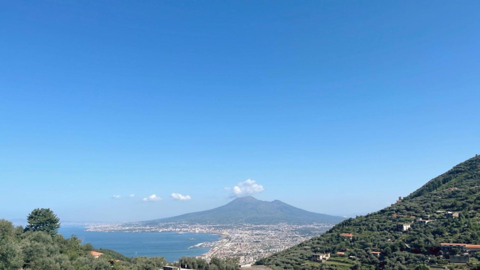 شقة بيمونت  في Miravesuvio المظهر الخارجي الصورة